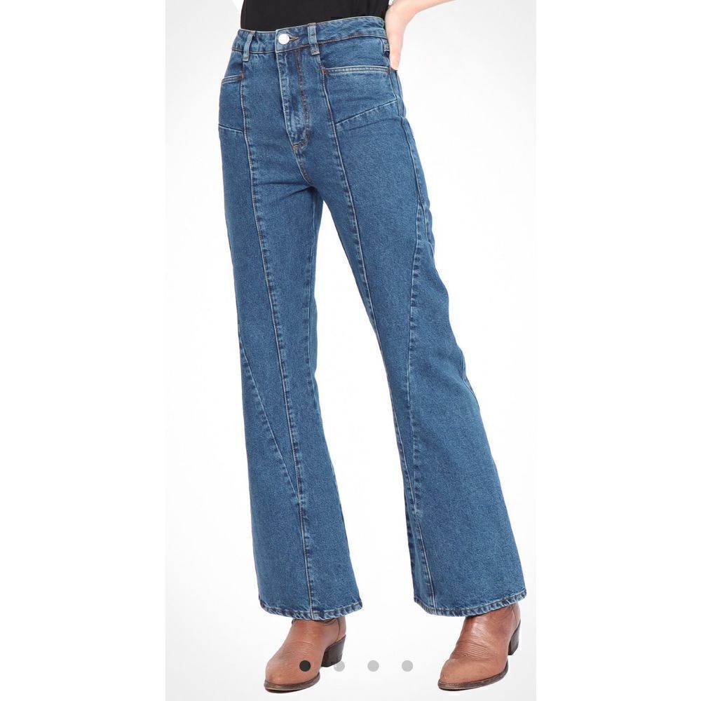 Amendi JONI FLARE JEANS in MID BLUE NWT Size 26/32